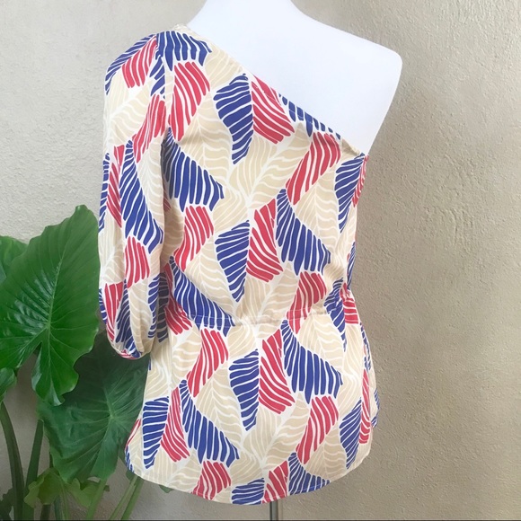 {Britt Ryan} Printed One Shoulder Silk Top Size 6 - Picture 3 of 6